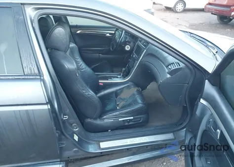 2004 Acura Tl from USA, damaged, VIN 19UUA66234A037104